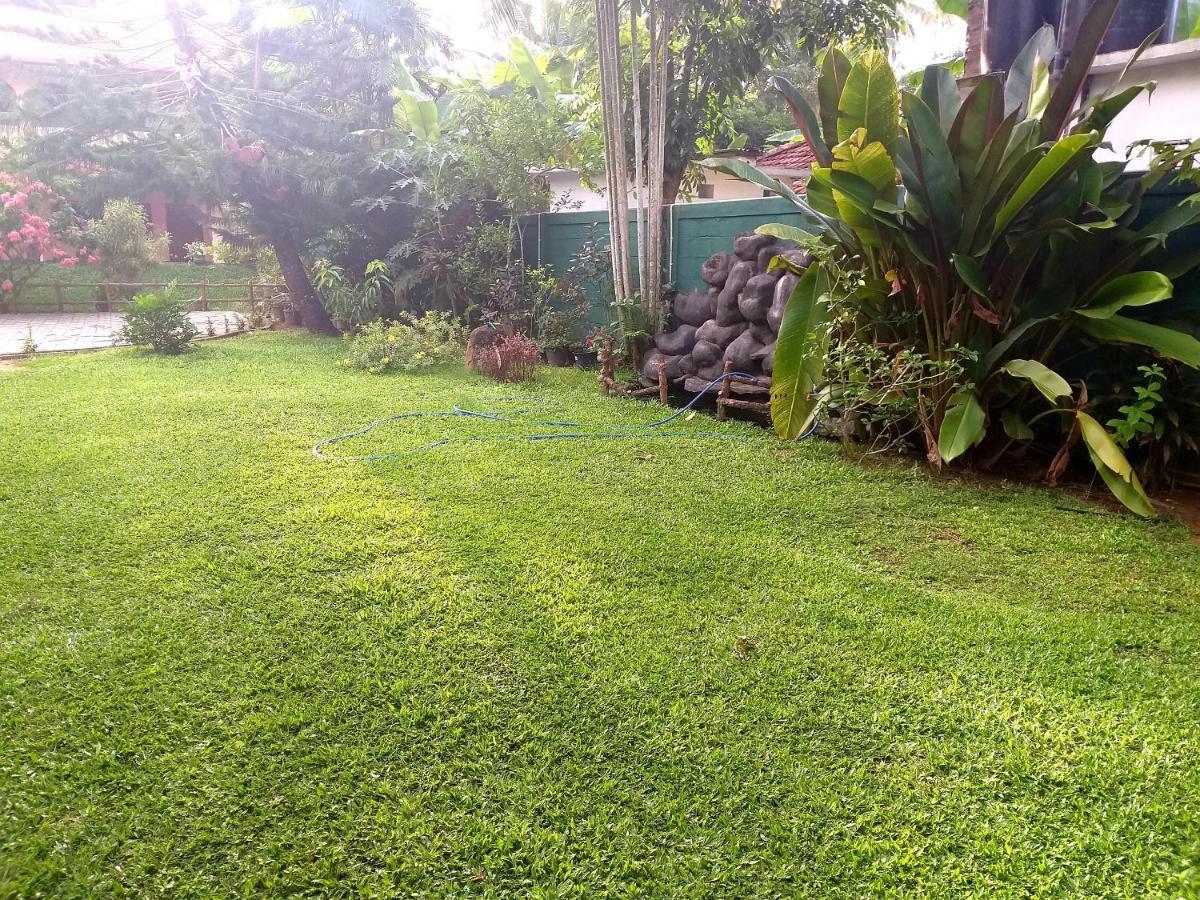 Hotel Tk Green Garden Matara Exterior photo